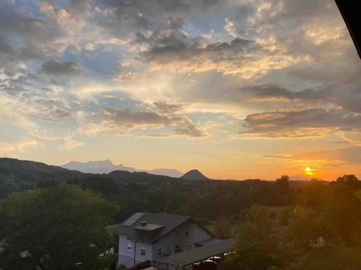 Velden Living Apartments - Schiefling Panorama シーフリング・アム・ゼー エクステリア 写真